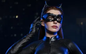 Catwoman (Anne Hathaway) Life-Size Bust