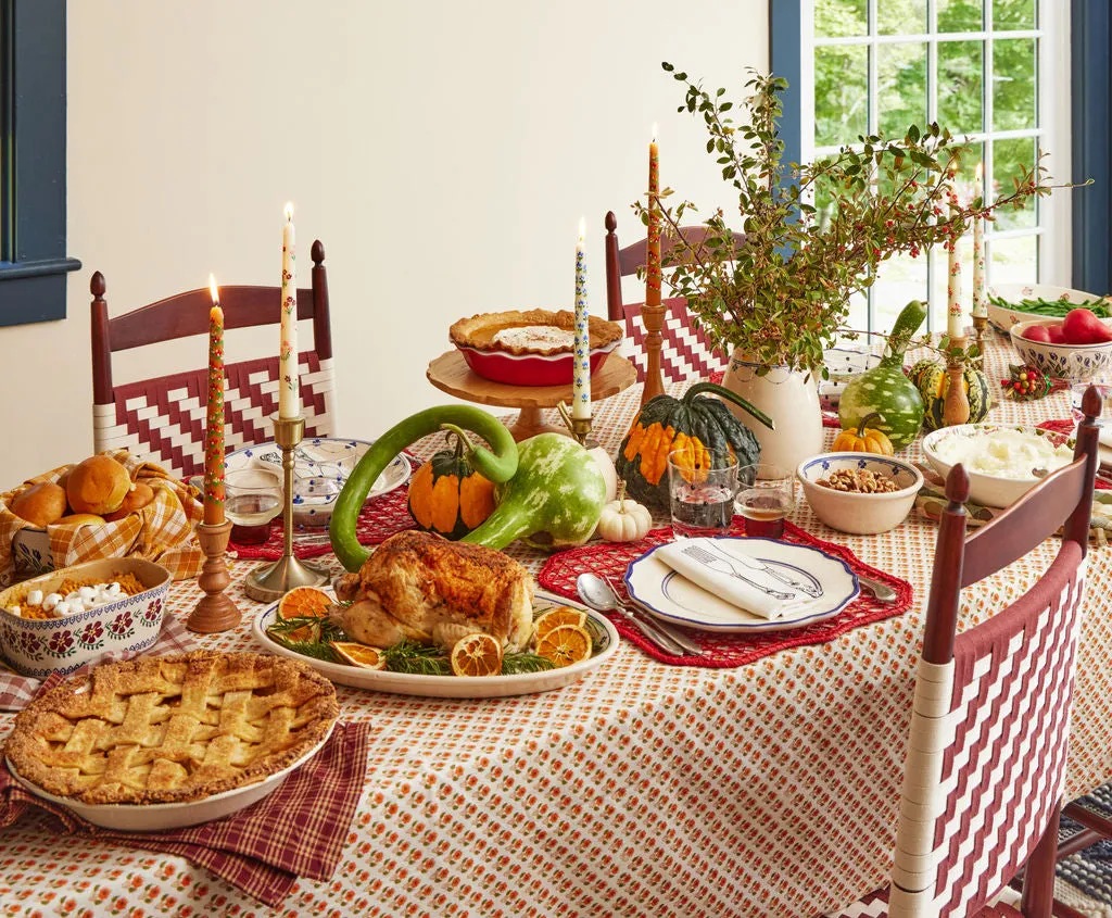 Dainty Floral Tablecloth